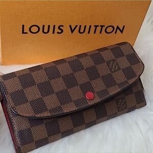💯 Authentic Louis Vuitton Damier Ebene Sarah Wallet🍀